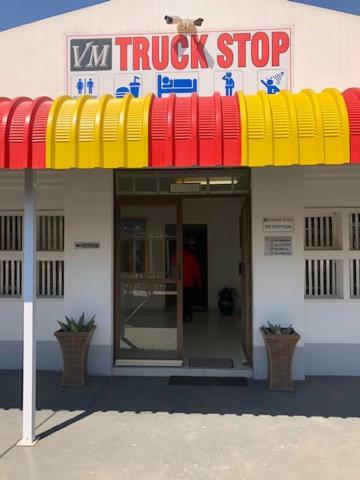 Vm Truck Stop - Shell Estcourt Exterior foto